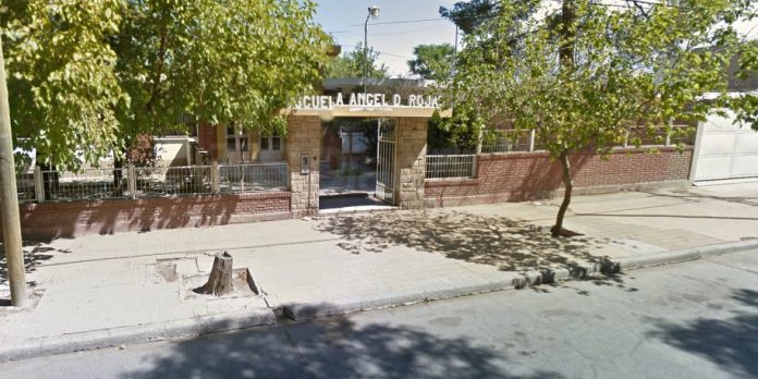 Se quedaron si agua y encima les robaron