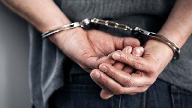 Un hombre, detenido por robarle el celular a un adolescente