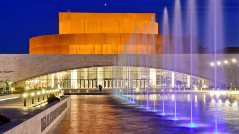 El Teatro del Bicentenario anunció nuevos horarios en las visitas guiadas