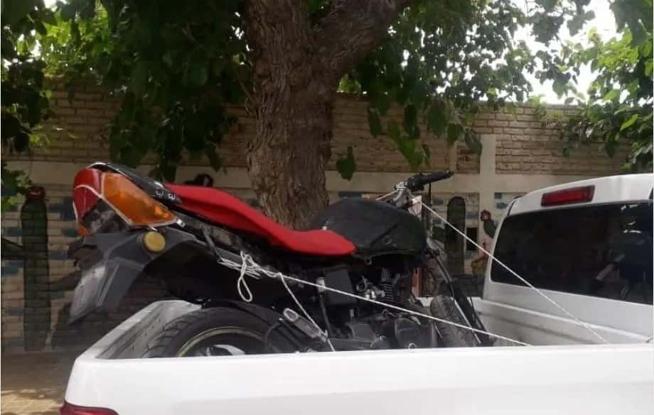 Malvivientes a punta de pistola le robaron la moto a un delivery