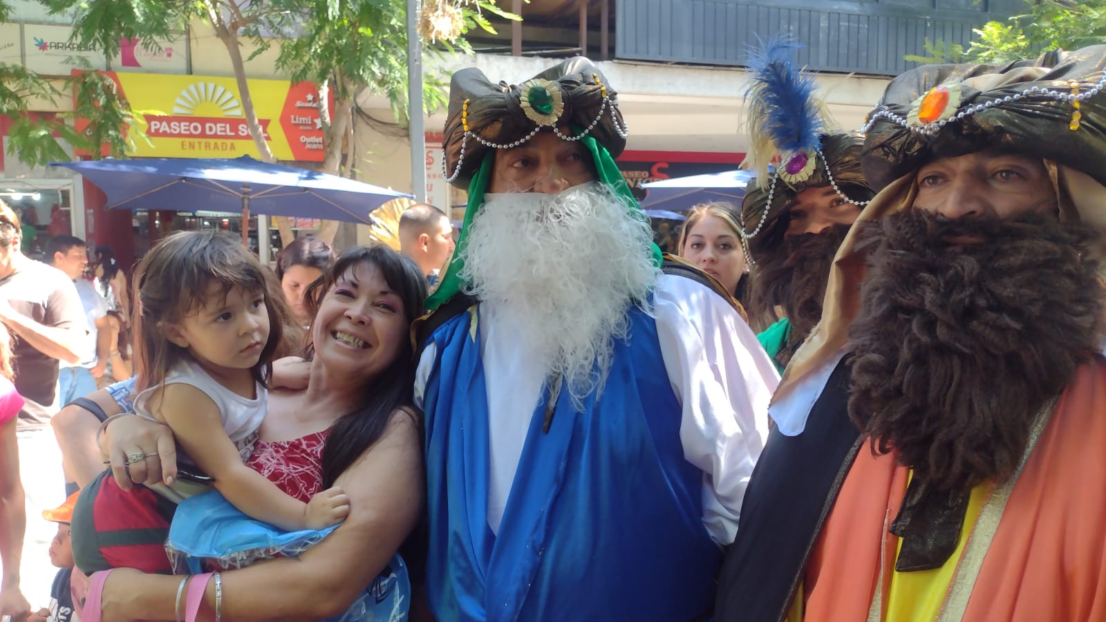 Reyes magos en la peatonal